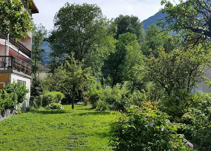 Les Iris Le Bourg-dʼOisans